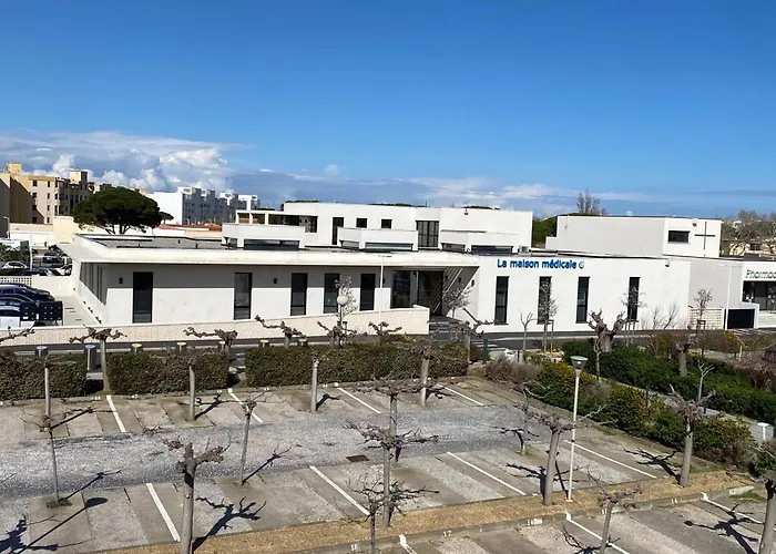 A Port Leucate, Animaux Admis, Parking, 4 Pers. - Fr-1-798-63 * Leucate